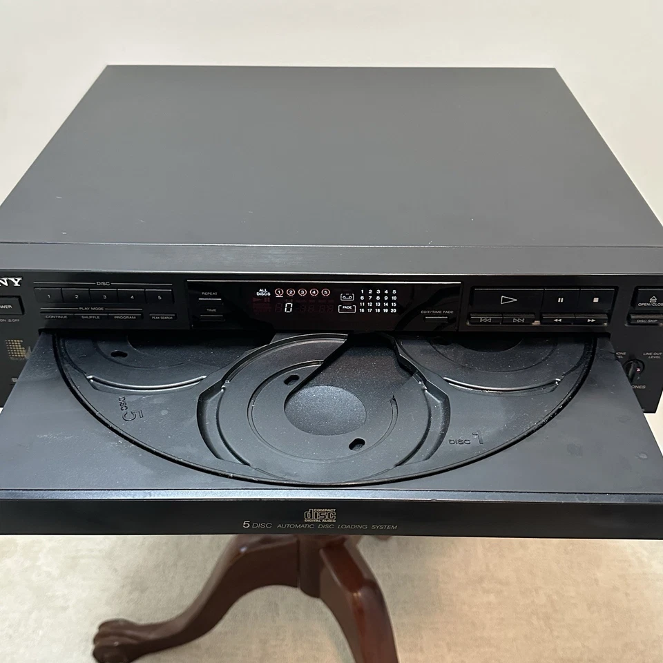 Sony CDP-C615 5-Disc Home Theatre Carousel CD Changer Player - Image 3 of 4