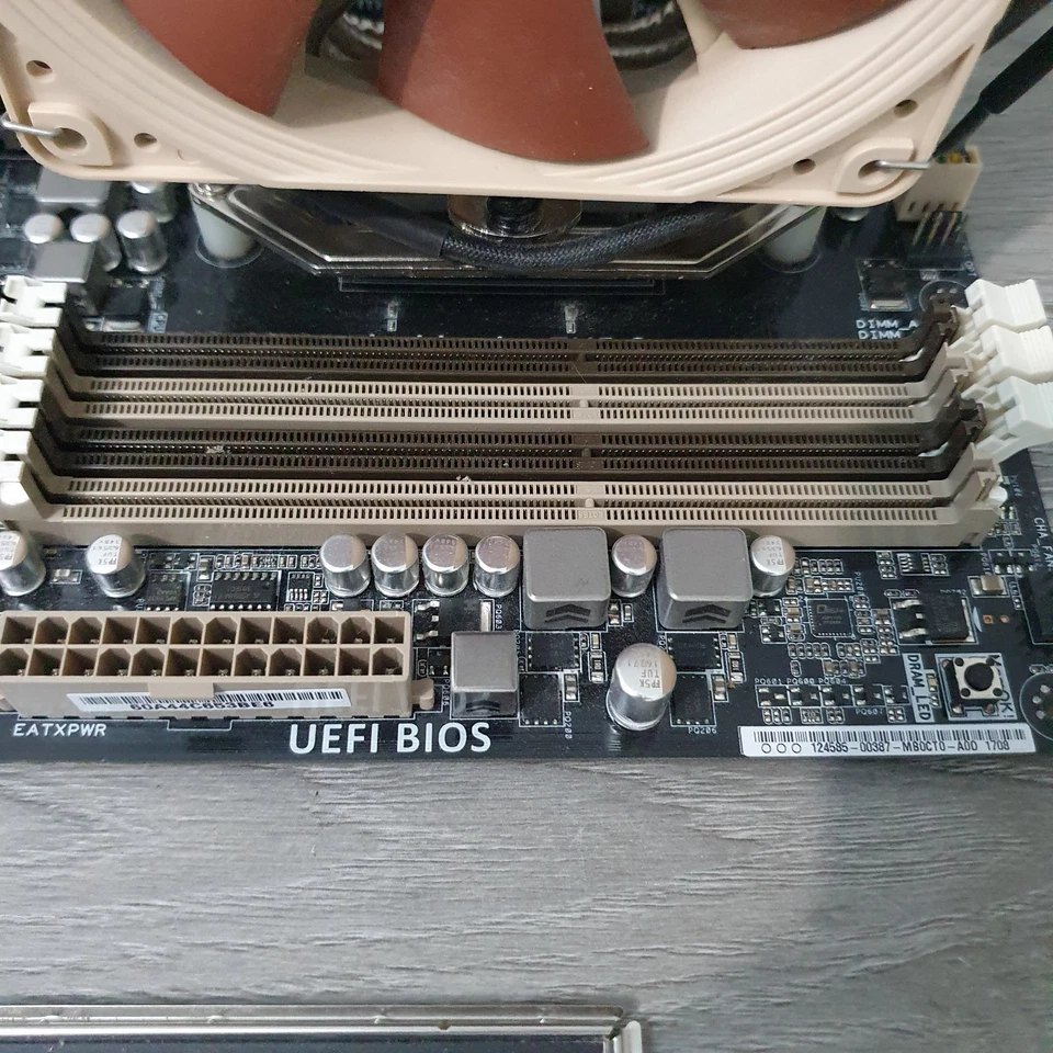 ASUS Sabertooth 990FX R2.0 Motherboard AMD Phenom II Cpu Noctua Cooler + Fan - Image 3 of 4