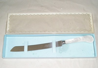 Vtge Stainless Treasure Master Sheffield Knife W/ Pearl Plastic Handle - England