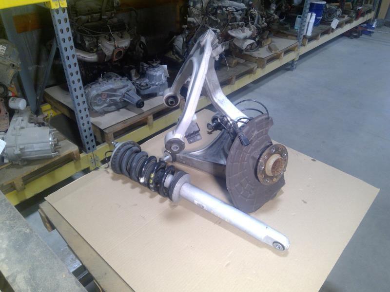 OEM 2014-2020 MASERATI GHIBLI AWD FRONT LEFT SUSPENSION STRUT KNEE ASSEMBLY