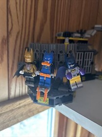 LEGO Batman Cave With Rocket ship Lego Set