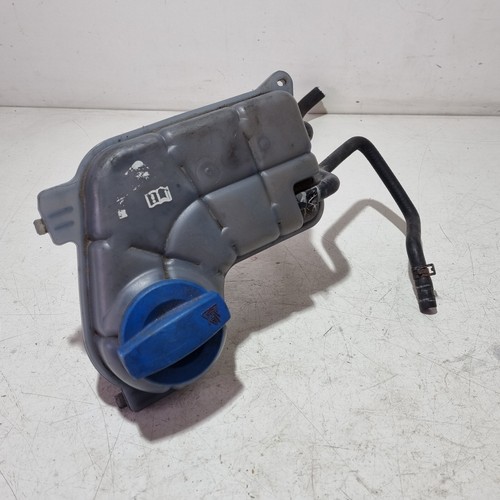 MAD1* Audi A6 4B Ausgleich Behälter Kühlwasserbehälter 8E0121403E