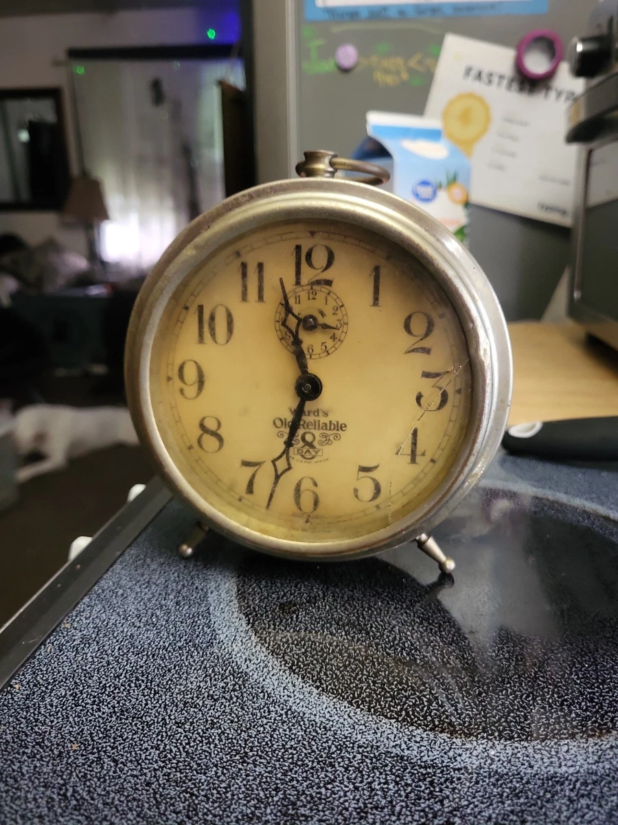 Vintage Ingraham Clock In Collectible Alarm Clocks (1930-1969) for
