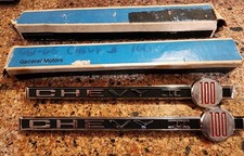 Nos 1963 1964 Chevy Ii Nova Quarter Panel Emblems Model 100s Nos 1963 1964 Chevy Ii Nova Quarter Panel Emblems Model 100s
