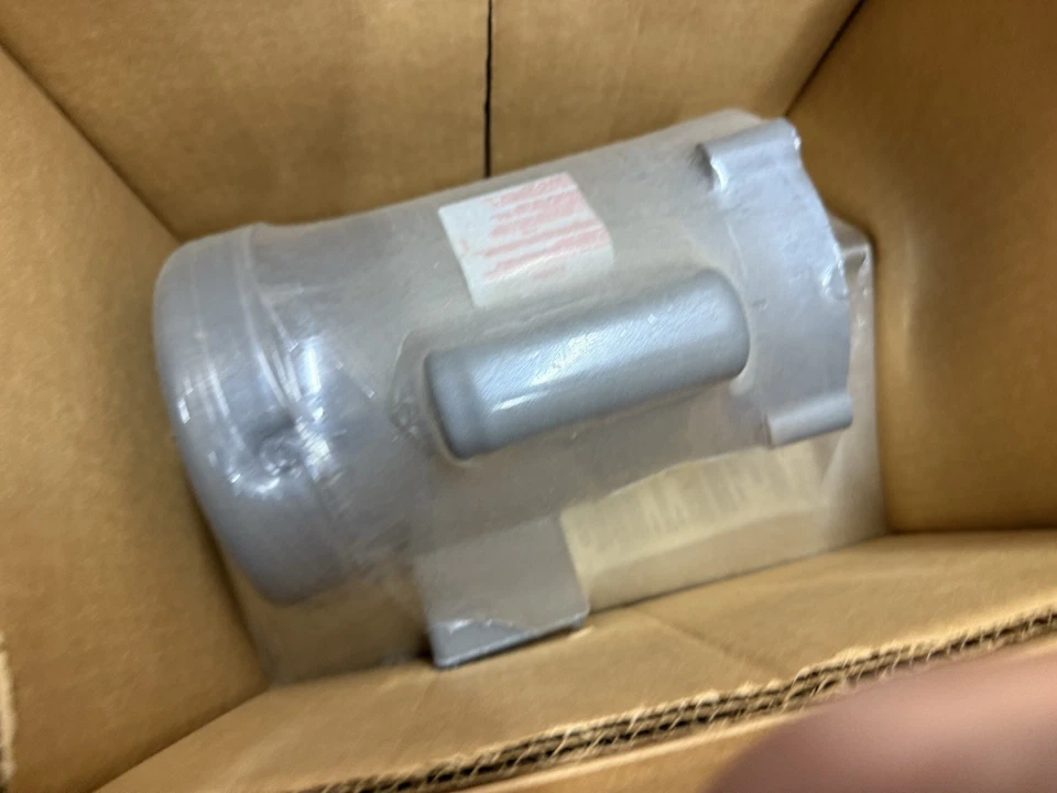 BALDOR KL3400 1/6HP, 1725 RPM, 115/230V, 56C, Single-Phase Motor - NEW IN BOX - Image 3 of 4
