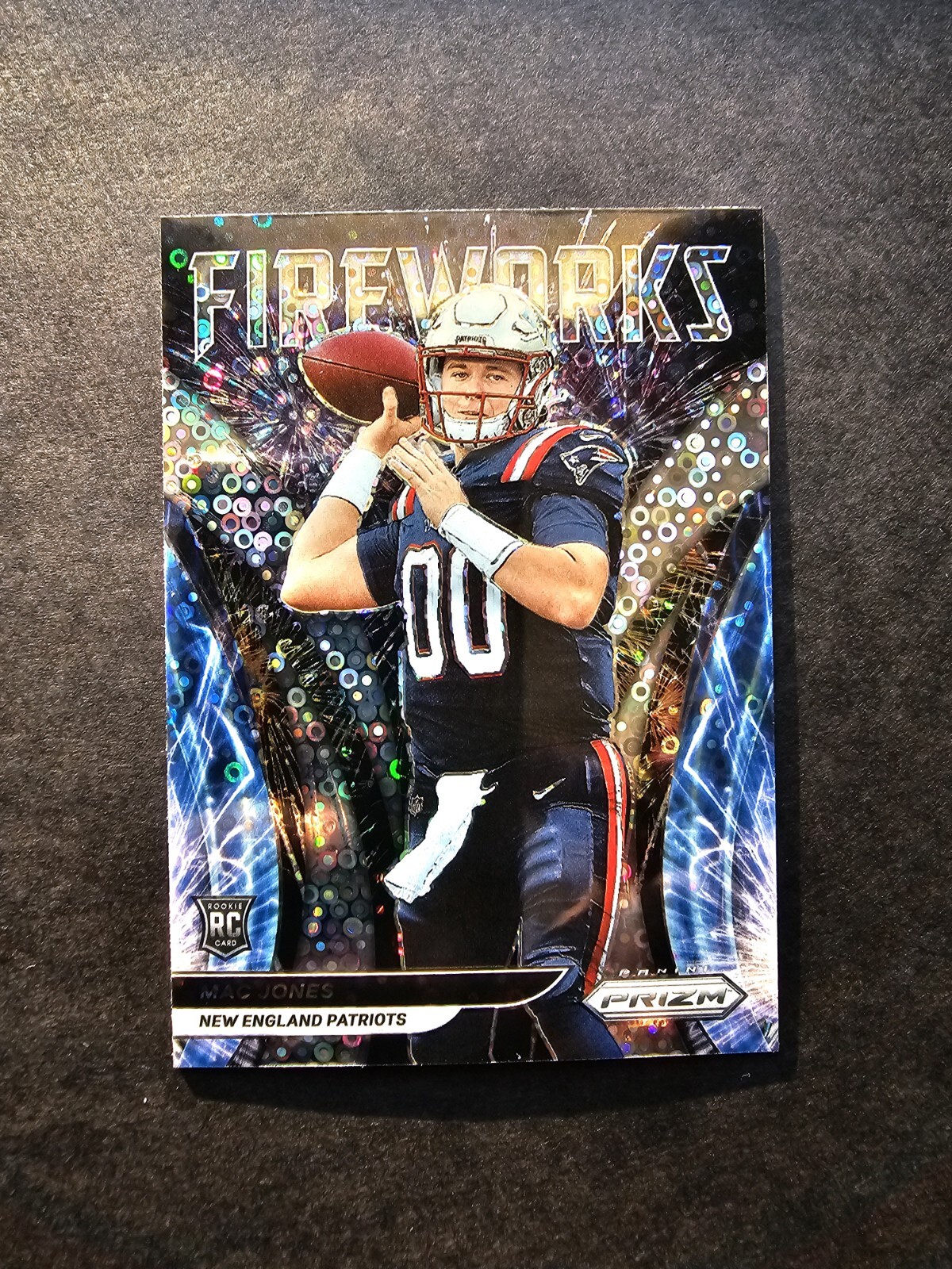2021 Panini Mac Jones 🔥 Fireworks Silver Disco Rookie Prizm #F-25 Patriots