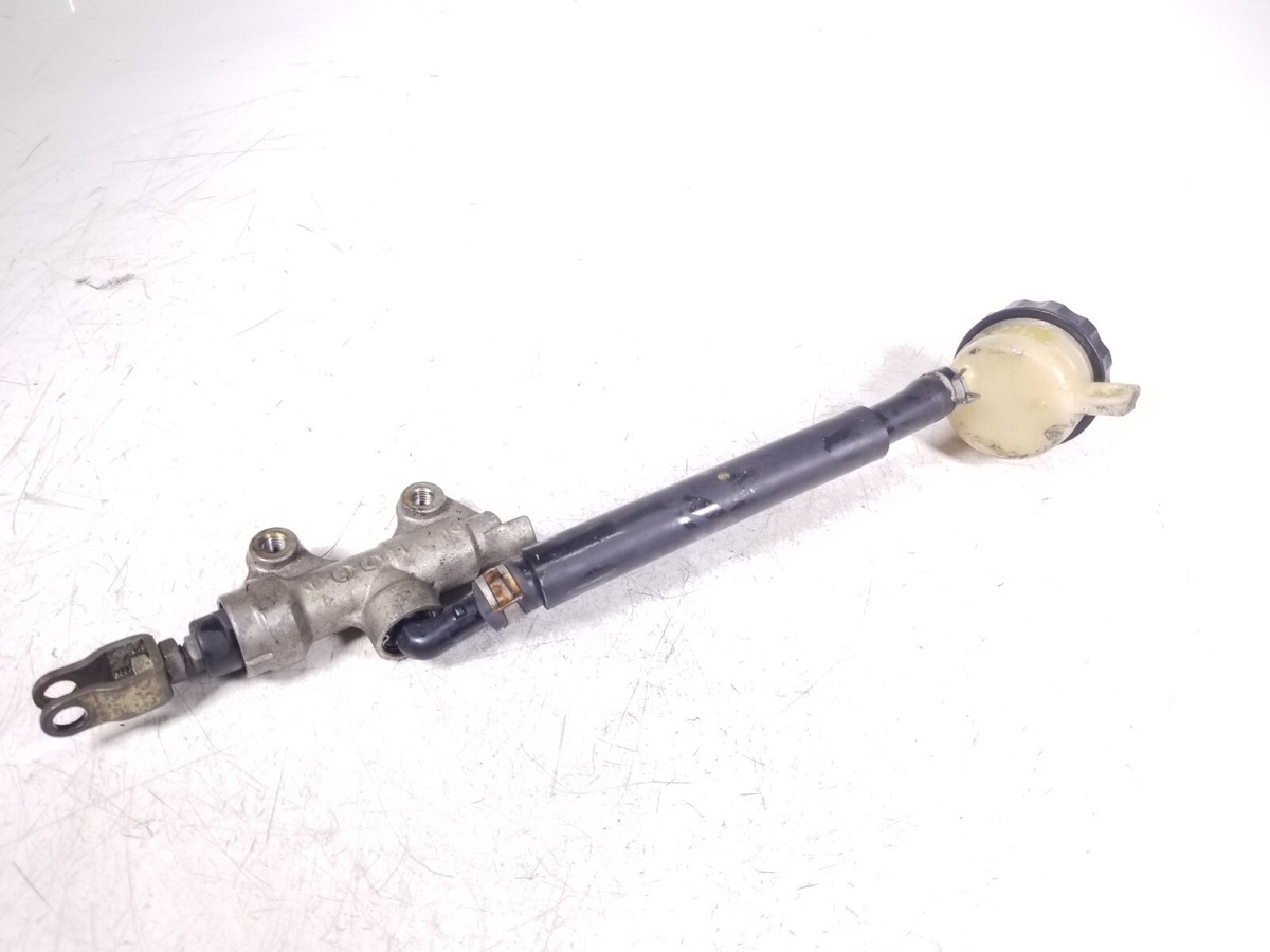 1994 Kawasaki Ninja ZX9 ZX9R ZX900 Rear Brake Master Cylinder Free