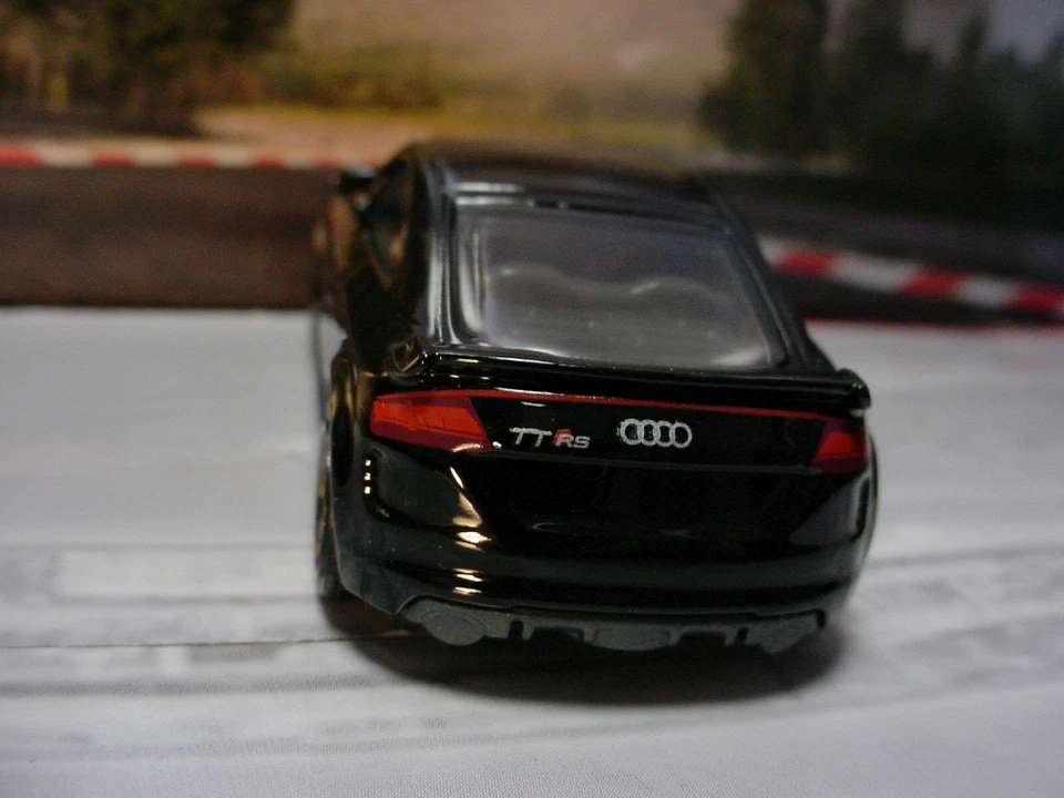 2023 AUTOBAHN EXPRESS IV Design Exclusive '19 AUDI TT RS ☆black☆Matchbox - Image 3 of 4