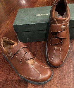 i travel shoes by rockport