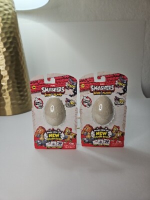 New Zuru Smashers Dino Island Smash Eggs Toys  Duo- Lot of 2 Eggshells