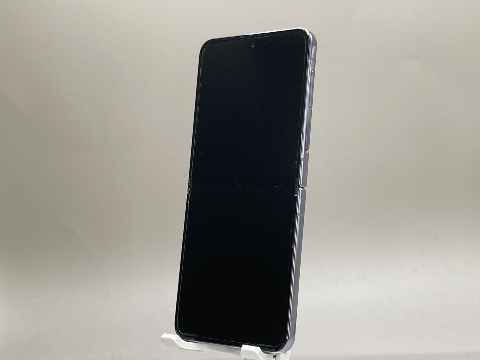 Samsung Galaxy Z Flip4 SM-F721U 128GB Bora Purple Unlocked W066760