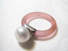 STERLING SILVER SILICONE AND WHITE FRESHWATER PEARL RING - SZ 8 — photo 3