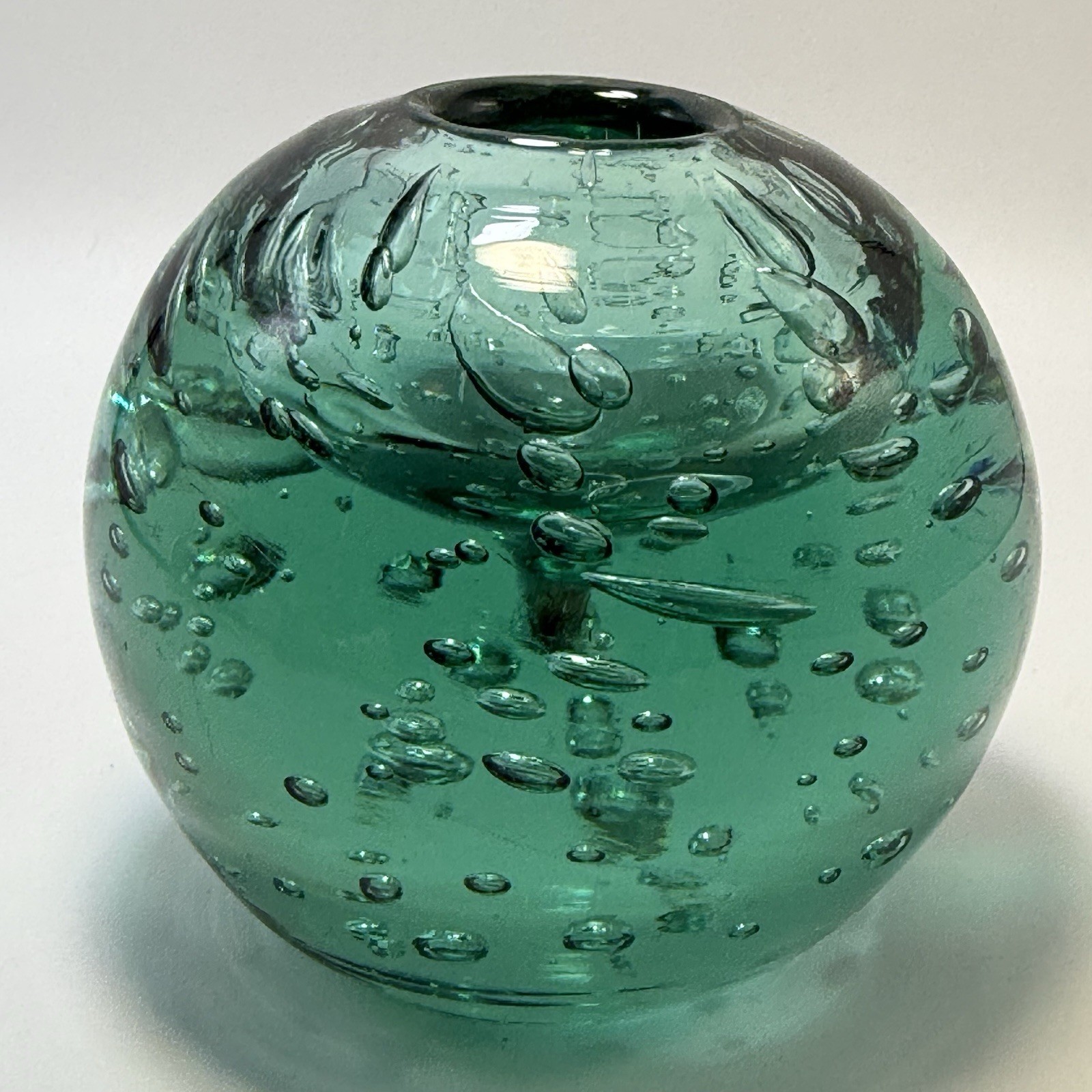 Vintage Green Bullicante Art Glass Ink Well Vase Paperweight Controlled Bubbles