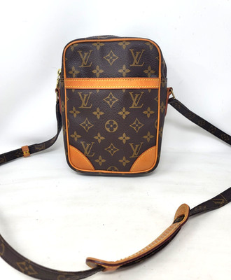 Louis Vuitton Danube Monogram Canvas Small Crossbody Hand Bag Authentic Vintage