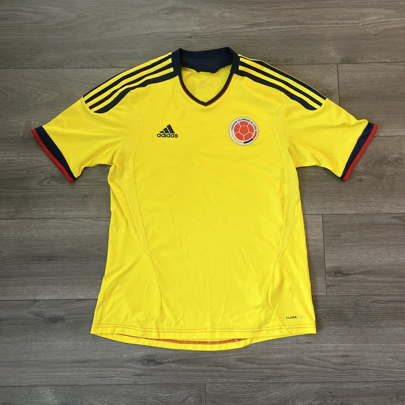 Adidas Columbia Soccer Jersey Mens M Yellow Short Sleeve