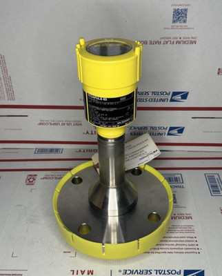 Vega Vegapuls 64 Radar Level Transmitter 3'' P64.FEGGMIHXANKXX  New