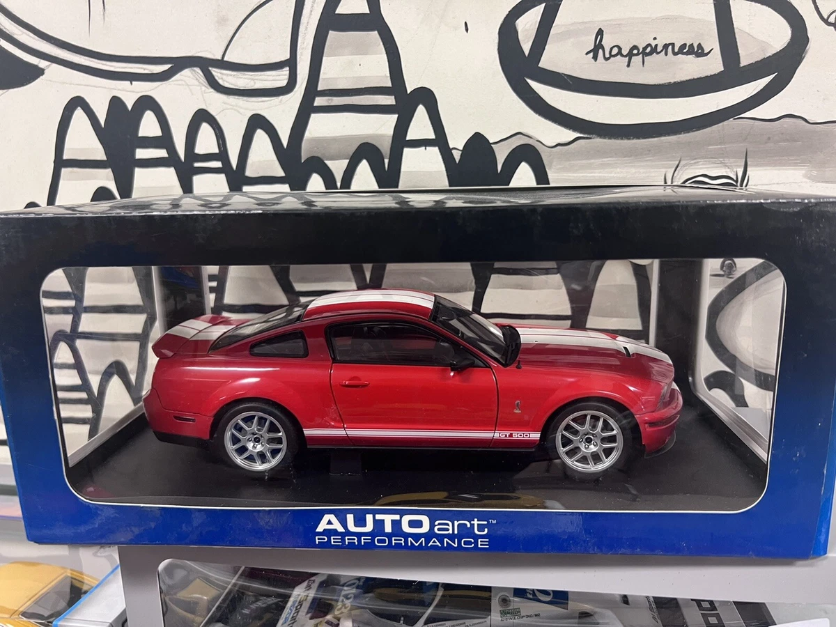 送料無料・名入れ彫刻 AUTOart 2005 Shelby GT500 Concept - crumiller.com