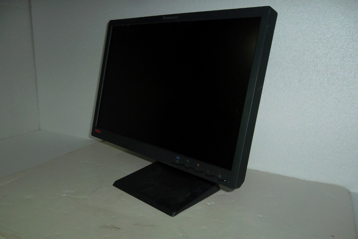 LOT-2 Lenovo L197 Wide 19