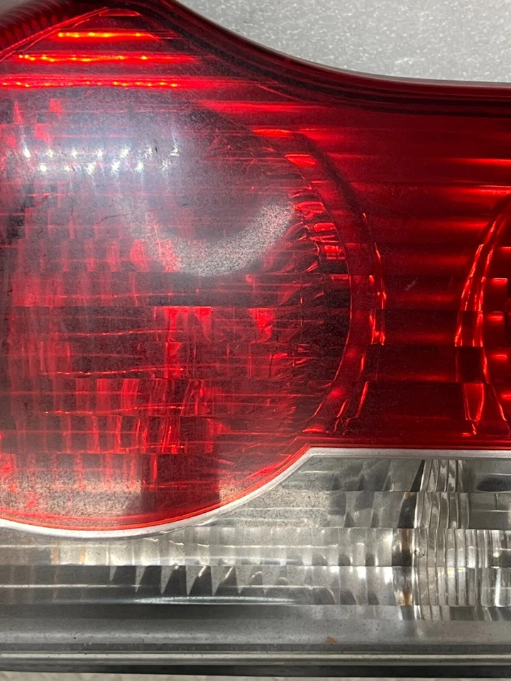 Luz trasera lateral del conductor Volvo C70 2009 31294060 OEM (P-23) Foto 3 de 4