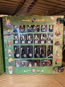New 2007 L E G O Castle Chess Set #852001 JC