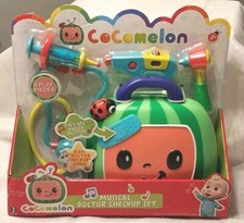 COCOMELON Musical Doctor kids Checkup Set Case 4 Play Pieces Medical Kit New