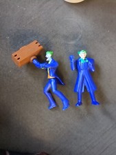2 MCDONALD'S HAPPY MEAL TOY DC COMICS- BATMAN-THE JOKER- 2010/15. Q36