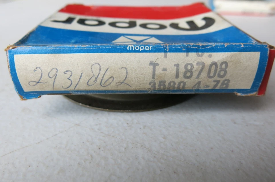 Sello de aceite de piñón trasero Mopar vintage para Dodge Plymouth Chrysler (2931862) Foto 2 de 2