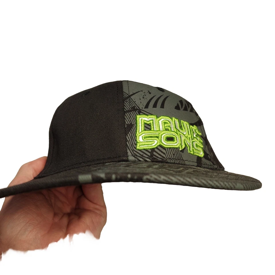 Maui & Sons - Gorra para niño - Negra, talla única espalda elástica, billete plano, 97 % algodón Foto 3 de 4