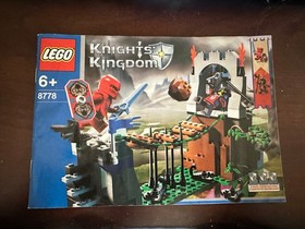 LEGO Knights Kingdom 8778 Border Ambush Complete w/ Box + Instructions + Cards