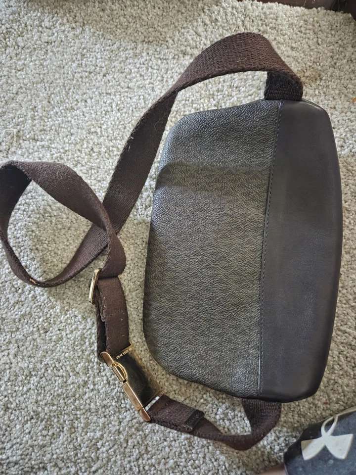MICHAEL KORS WAIST PACK FANNY BELT BAG Brown Leather Gold Tone Logo Clasp - Image 2 of 4