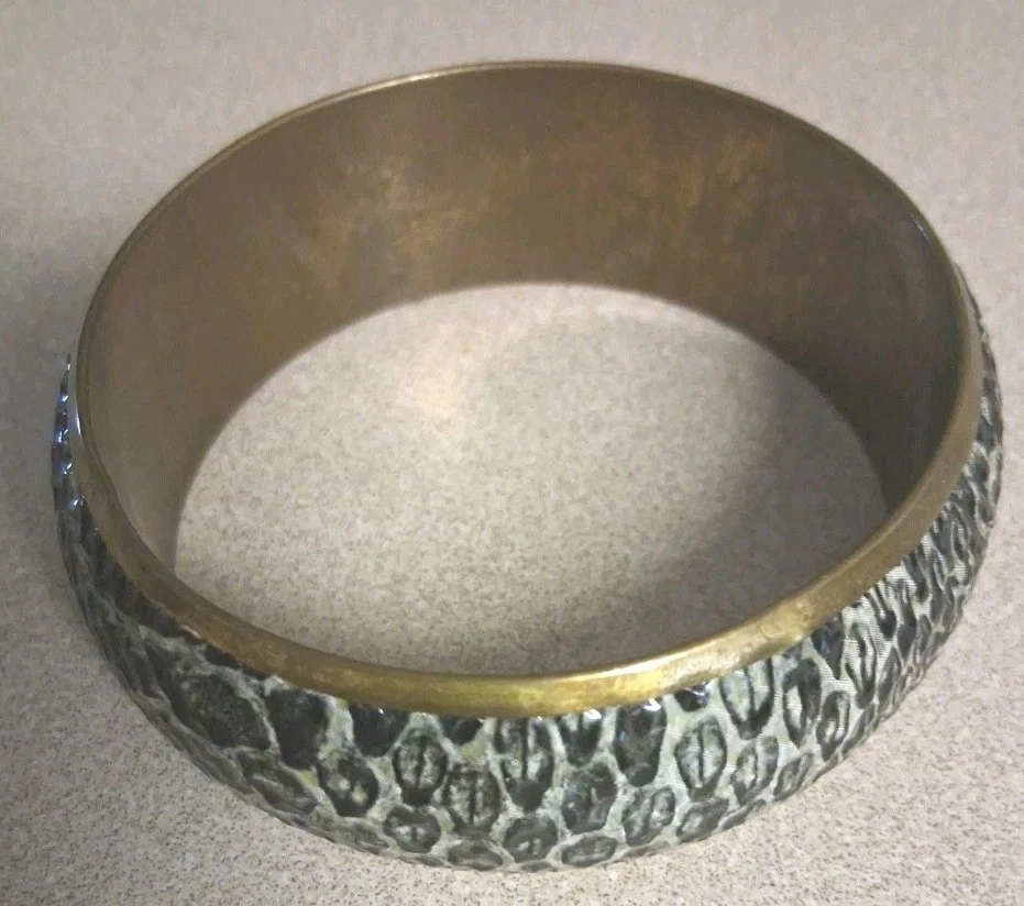 Pulseras brazaletes vintage no estoy seguro del material son realmente geniales vintage Foto 2 de 4