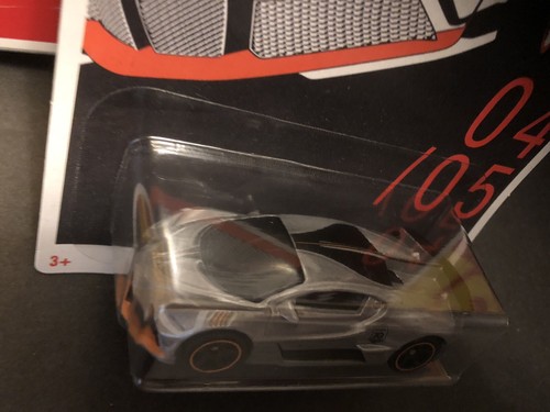 2023 Matchbox 70 Years Special Edition 2018 Bugatti Divo - Picture 3 of 3