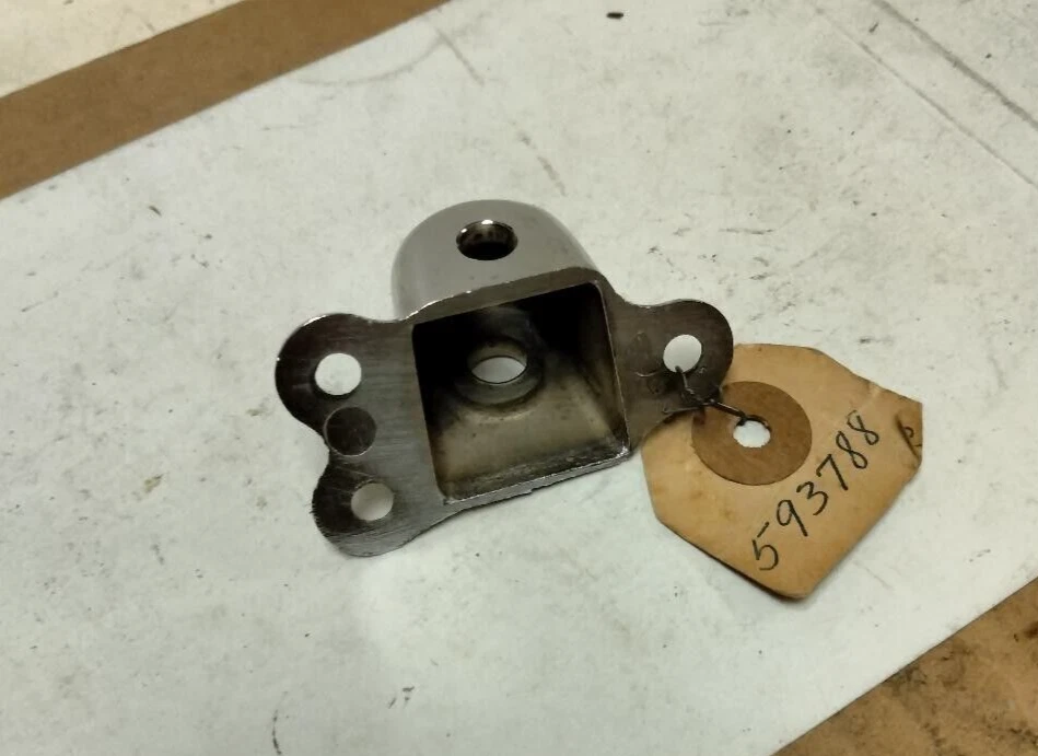 Soporte de visera interior Mopar NOS Rt. Dodge Truck 1941-47 Power Wagon 1947-56 Foto 3 de 3