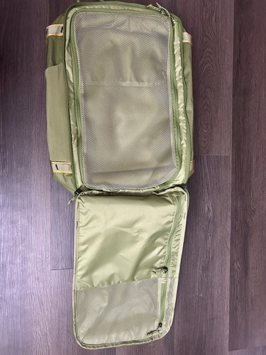 Patagonia Black Hole Mini MLC 30L Buckhorn Green Carry On Travel Luggage Rare - Picture 2 of 8