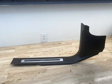 L/R Front Seal Scuff Plate for 2018 Cadillac Escalade 