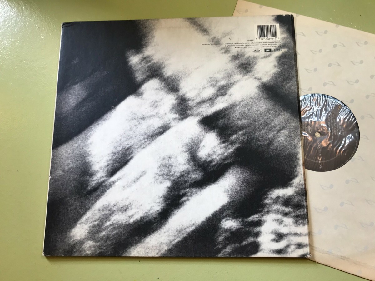 Cocteau Twins Blue Bell Knoll LP 4AD original vinyl c190892