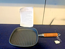 Cast Iron Griddle Steak Pan With Wooden Handle Campfire Aga Rayburn Cookware