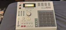 Centro di produzione Akai MPC 2000XL MIDI testato funzionante