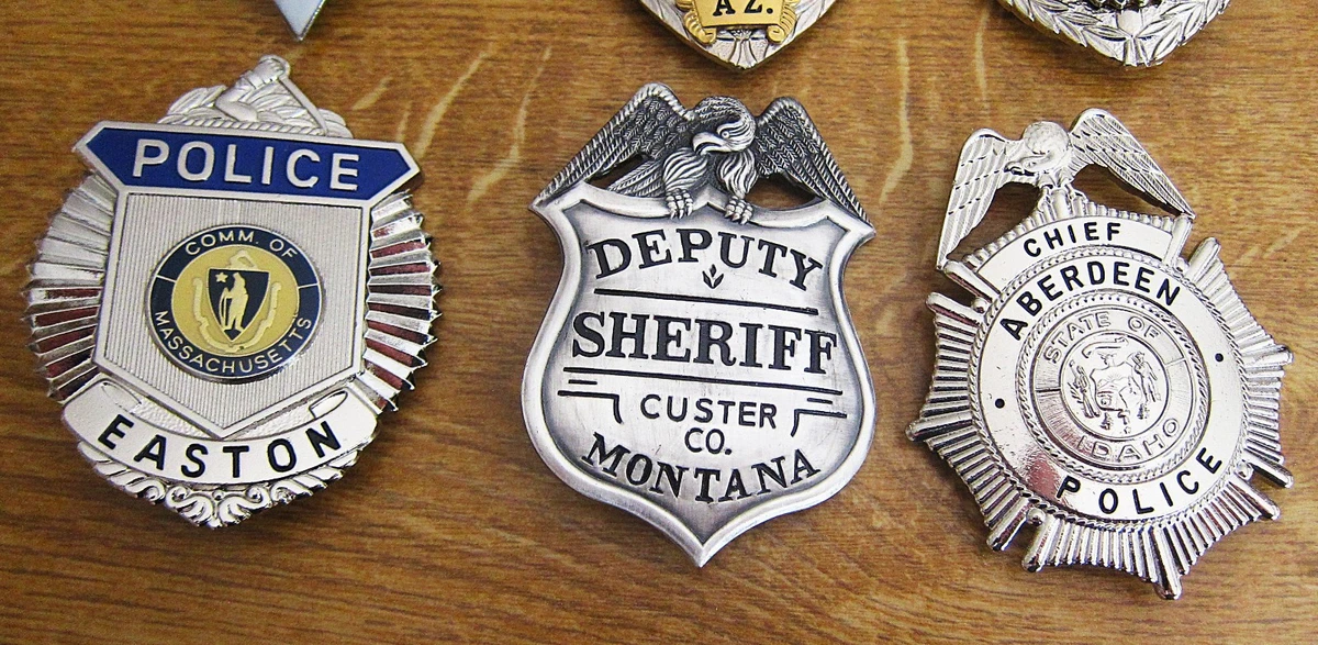 obsolete police badges, Convolut 6 x Abzeichen + 1 patch, Super Angebot !