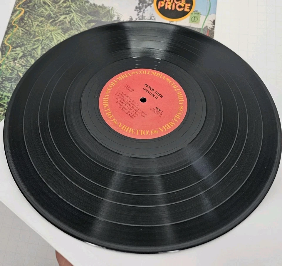 Peter Tosh – Legalize It Vinyl Record LP, Columbia PC 34253 - Image 3 of 4