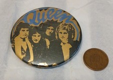 Queen Vintage Badge