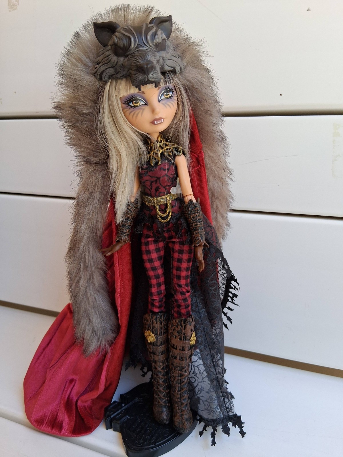 Ever After High Cerise Wolf Doll SDCC 2014 Exclusive AS SHOW