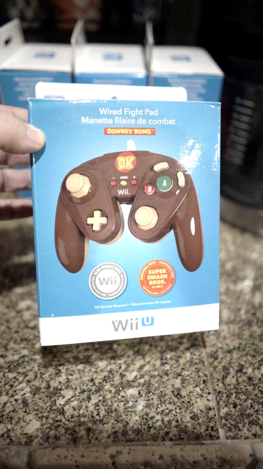EXCLUSIVE Nintendo Wii U DONKEY KONG Controller Wired Fight Pad New Sealed - Image 2 of 4