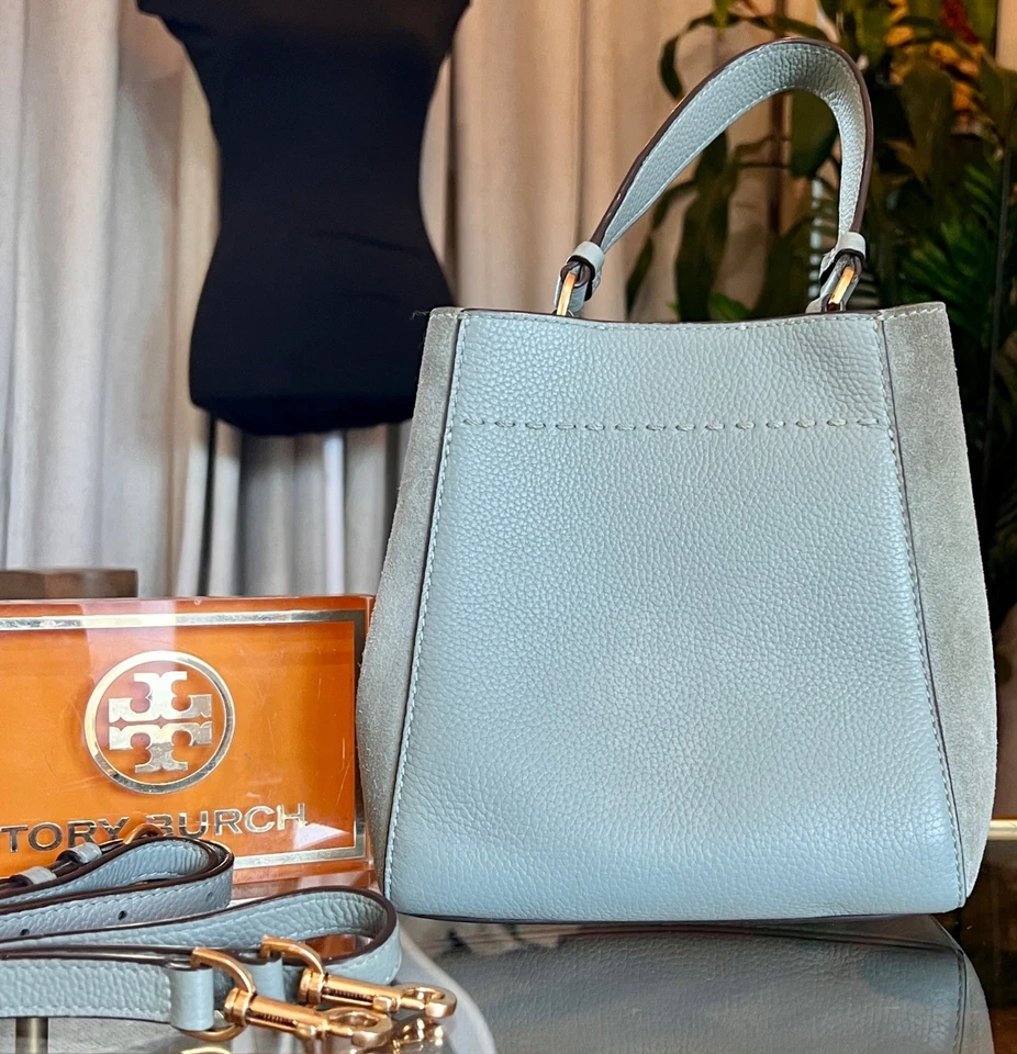 Tory Burch Pebbled Leather Mini Bucket Bag With Detachable Strap In Light Gray - Image 3 of 4