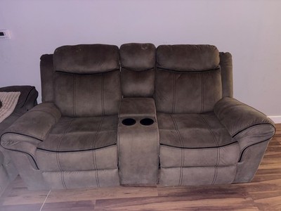 Homelegance Putnam / Lazzara Bergen Inspired recliners