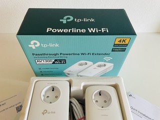 TP LINK TL WPA8631P KIT Powerline WLAN Extender AV1300 AC1200 2 Adapter