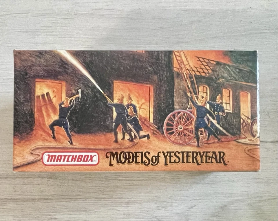 Matchbox Models Of Yesteryear Fire Engine Series 1948 Land Rover Auxiliary YFE02 - Image 4 of 4