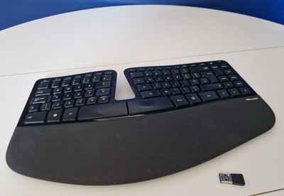 Microsoft Sculpt Ergonomic Keyboard Wireless Model 1559 Split Only mit USB Dongle
