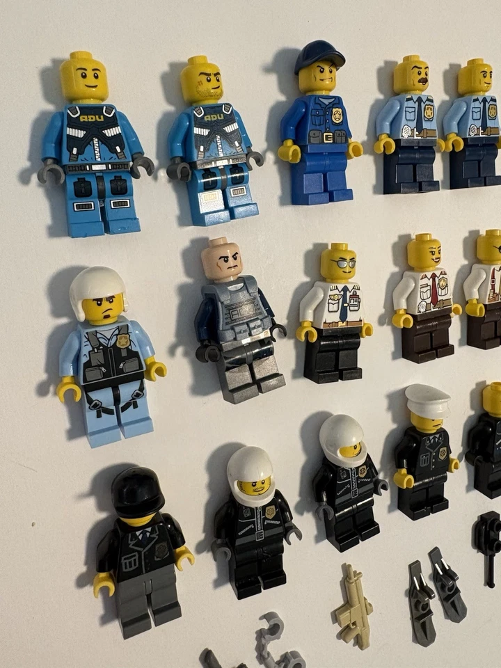 LEGO Minifigures Police Collection Vintage Lot With Accessories - Image 2 of 4