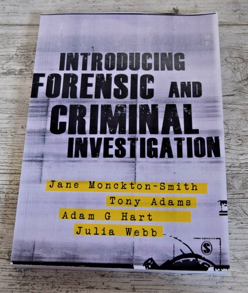 Introducing Forensic and Criminal Investigation Forensics PB book UK SELLER